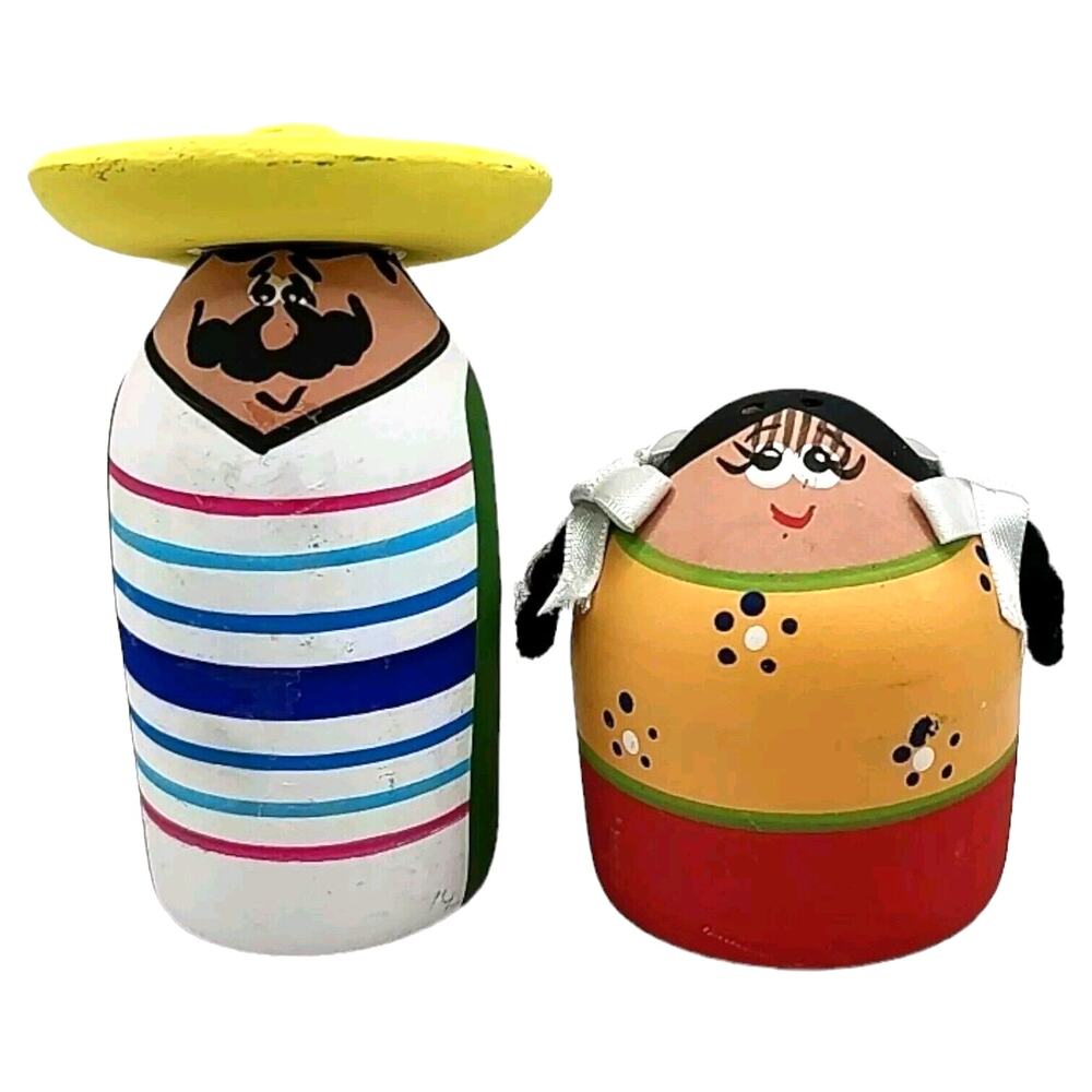 Hand Painted Mexican Man & Woman Couple Salt & Pepper Shaker Set Folk Art Clay
